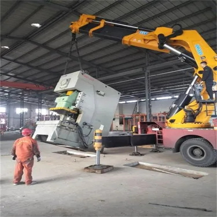 唐山曹妃甸80吨折臂吊车出租附近电话