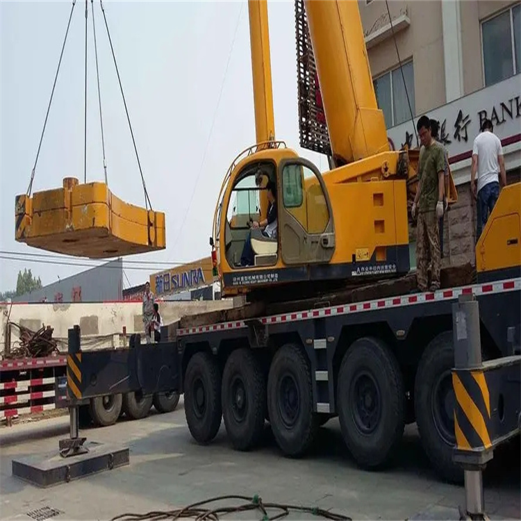 唐山曹妃甸当地吊车出租|机器吊装|75吨|工厂搬迁服务